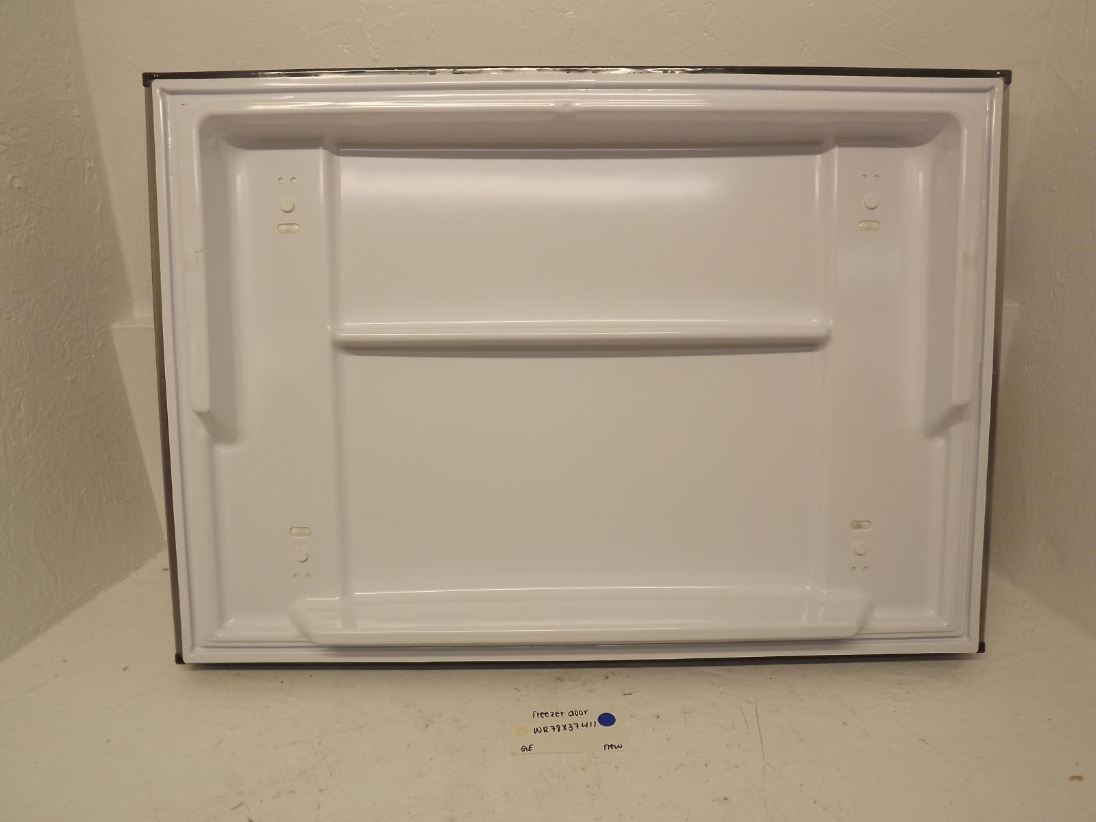 GE Refrigerator WR78X37411 Freezer Door New GE Refrigerator WR78X37411 Freezer Door New